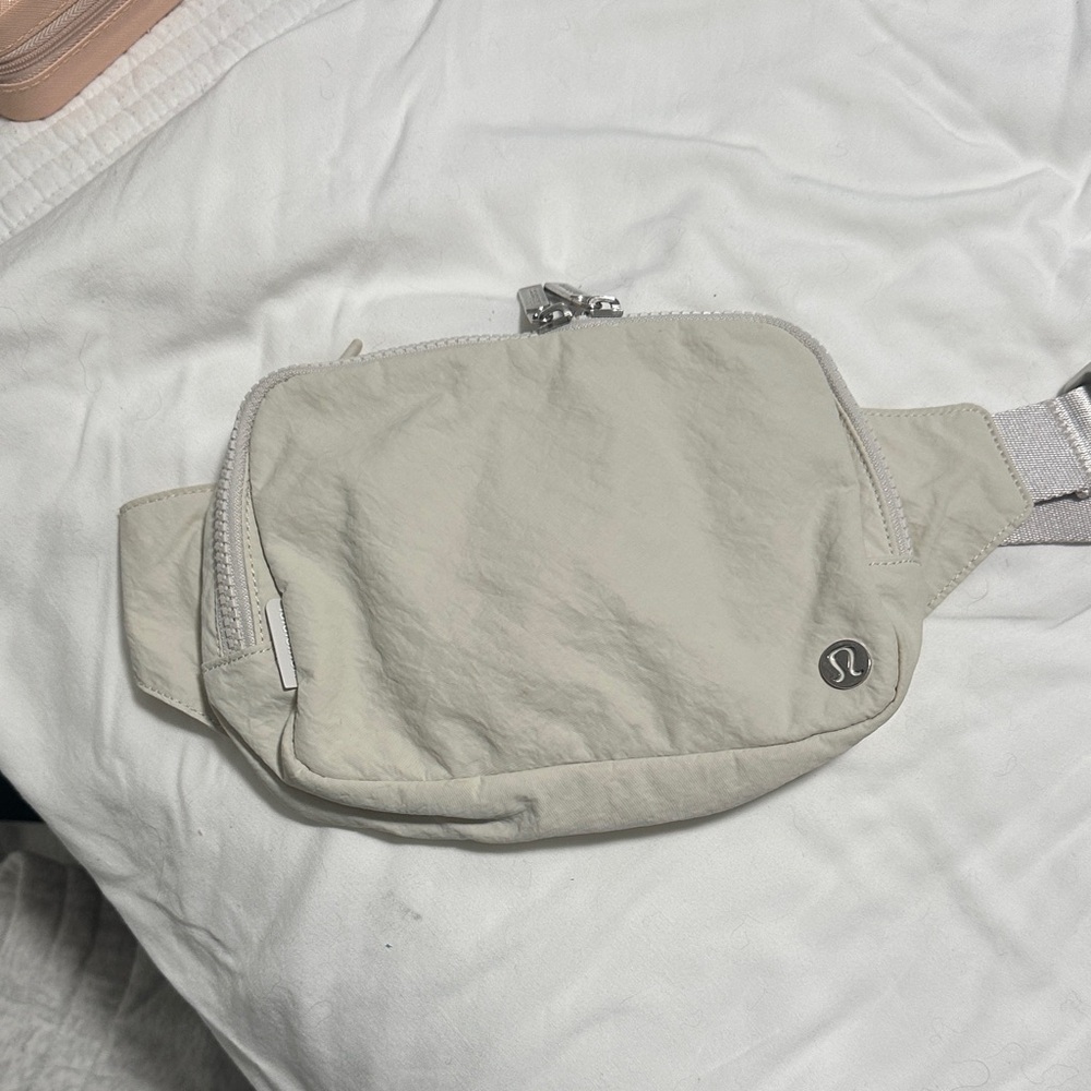 lululemon athletica Bone Belt Bag 2L